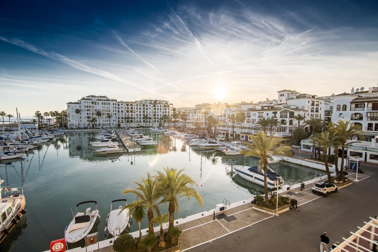 Beautiful Duquesa Harbour Apt 2001 Manilva Buitenkant foto